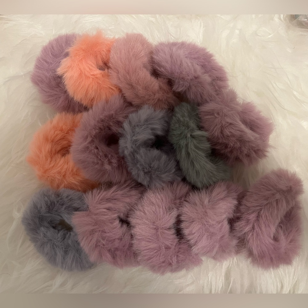 Fluffy hair ties